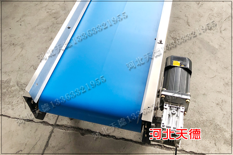 皮帶輸送機