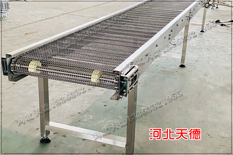 輸送機