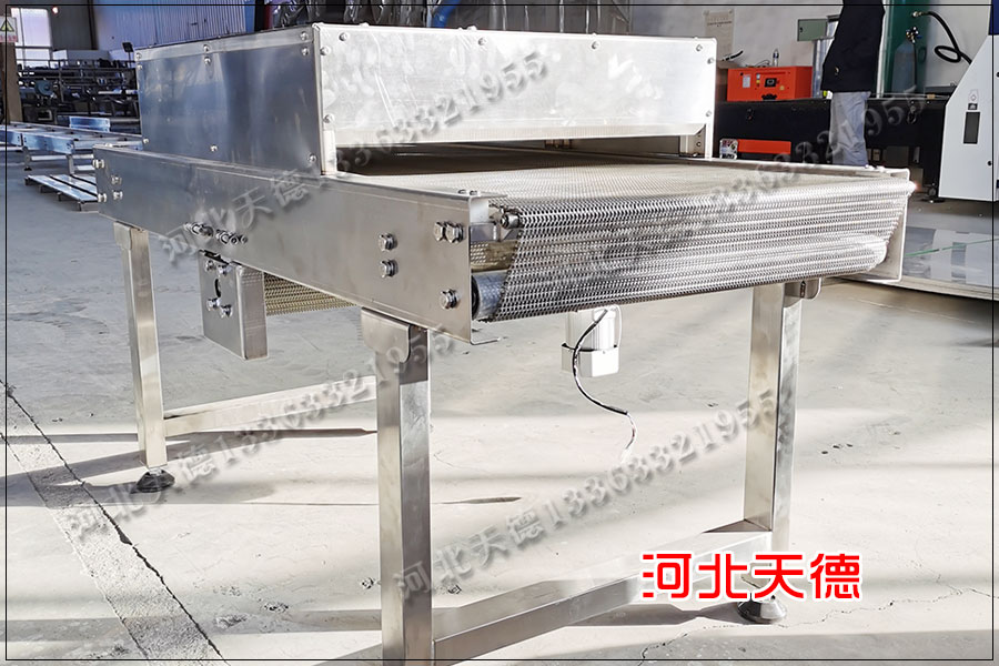 輸送機